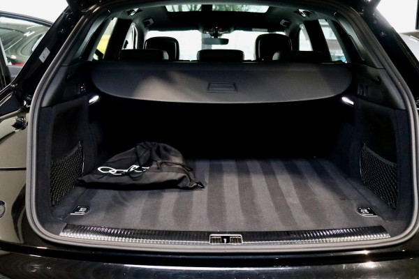 Audi Q5 55 TFSI e Quattro Competition FULL OPTION!!