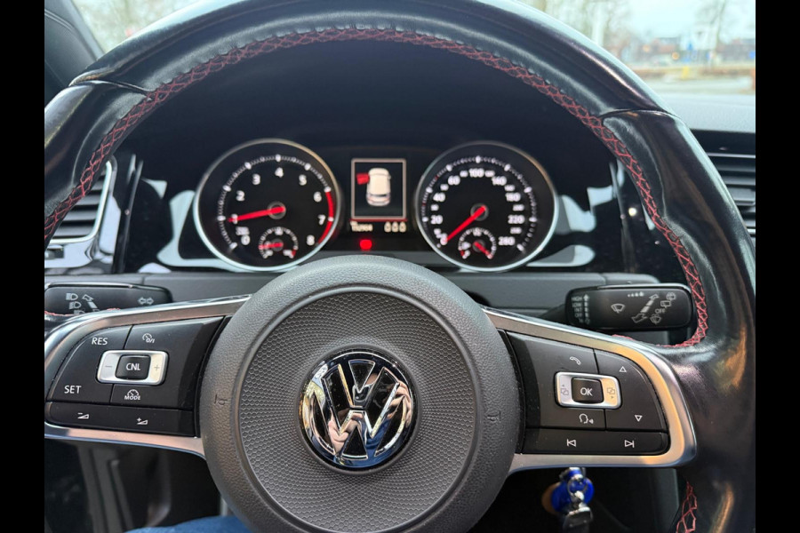 Volkswagen Golf 2.0 TSI GTI 230pk 6-bak