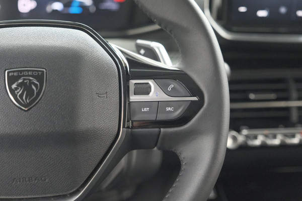Peugeot 208 Hybrid 110 e-DCS6 Allure | Stoelverwarming | Apple Carplay | Parkeersensoren