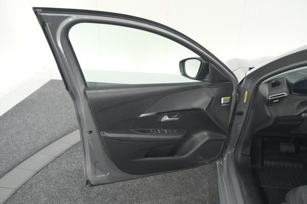 Peugeot 208 Hybrid 110 e-DCS6 Allure | Stoelverwarming | Apple Carplay | Parkeersensoren