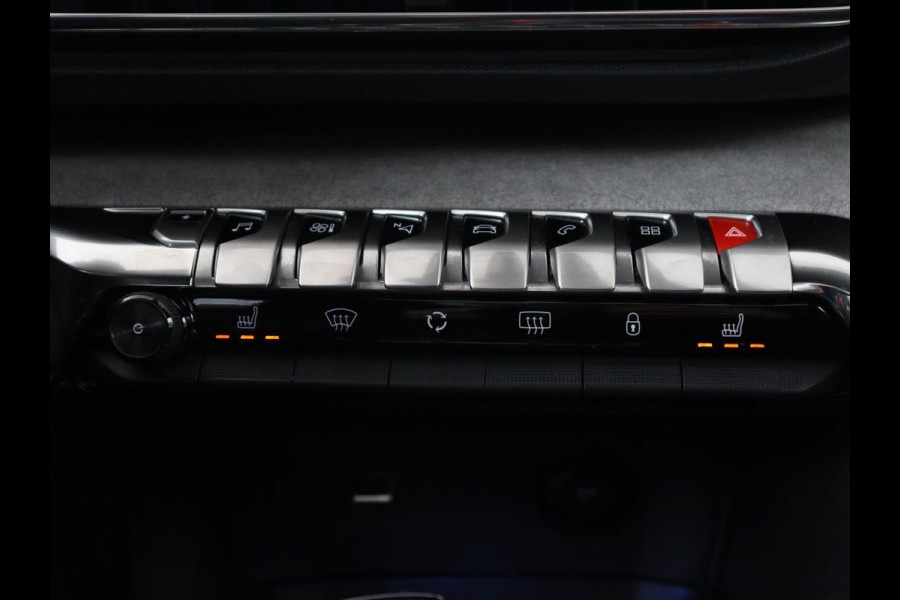 Peugeot 3008 1.6 HYbrid 225 GT | Panoramadak | Trekhaak | Adaptive cruise | 360 Camera | Stoelverwarming | Carplay | Focal HiFi | Navigatie | 19'' | PHEV | Plug In
