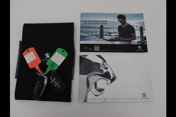 Peugeot 3008 1.6 HYbrid 225 GT | Panoramadak | Trekhaak | Adaptive cruise | 360 Camera | Stoelverwarming | Carplay | Focal HiFi | Navigatie | 19'' | PHEV | Plug In