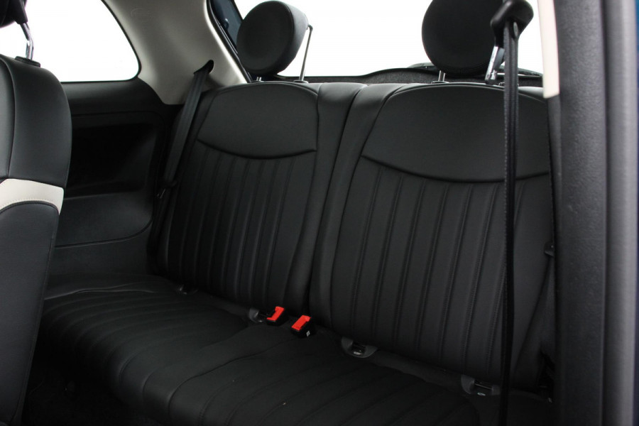 Fiat 500 1.2 Lounge | Navigatie | Climate Control | Lederen Bekleding | Panoramadak | Cruise Control | Bluetooth | Parkeersensoren | Lichtmetalen velgen