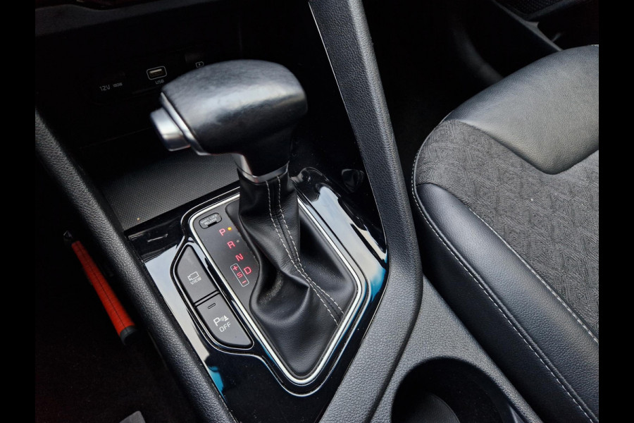 Kia Niro 1.6 GDi Hybrid DynamicLine | Navigatie | Camera | Cruise | Licht- en Regensensor |