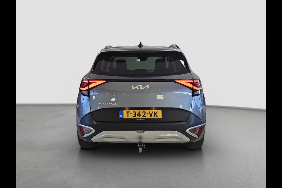 Kia Sportage 1.6 T-GDi MHEV | Camera | Apple CarPlay/Android Auto | Stuur-/Stoelverwarming | 17” Velgen | Clima | PDC | Cruise | LED |