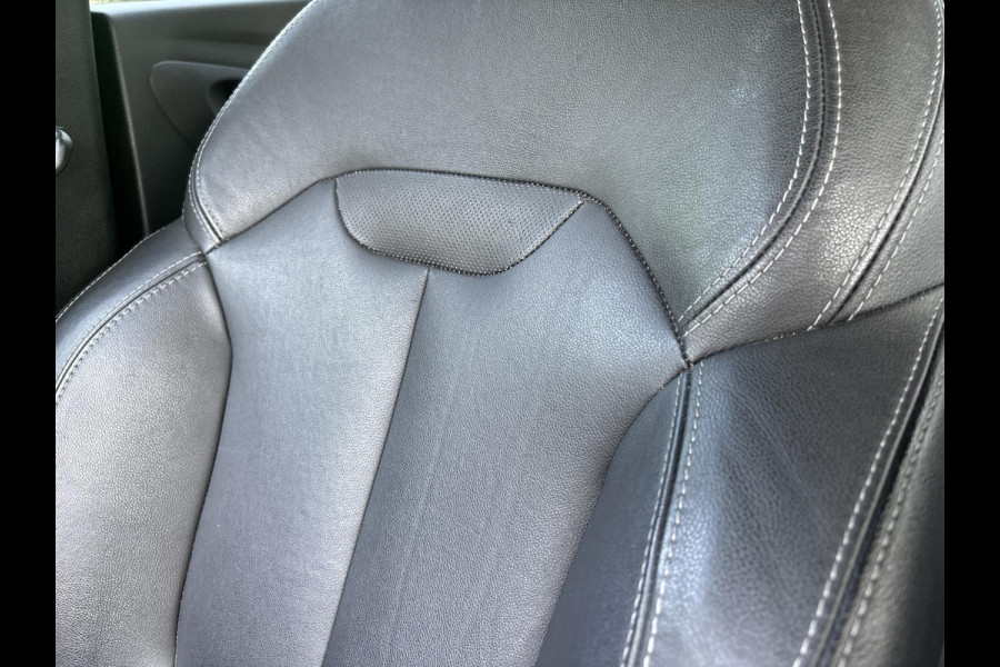 Renault Kadjar 1.3 TCe Intens | Trekhaak | Leder | Stoelverwarming