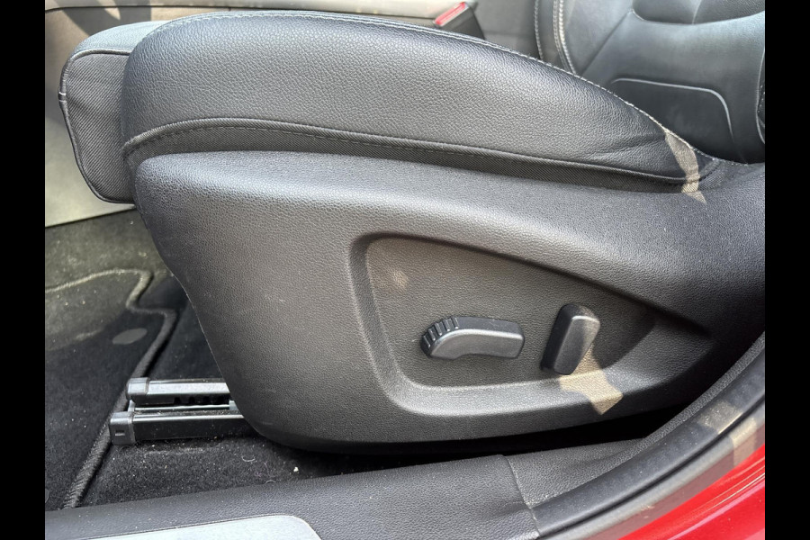 Renault Kadjar 1.3 TCe Intens | Trekhaak | Leder | Stoelverwarming