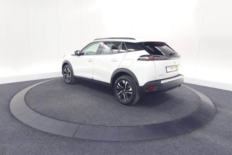 Peugeot 2008 PureTech 102 Allure Pack | Allseason Banden | Parkeersensoren | Apple Carplay