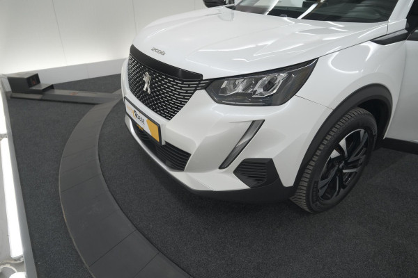 Peugeot 2008 PureTech 102 Allure Pack | Allseason Banden | Parkeersensoren | Apple Carplay