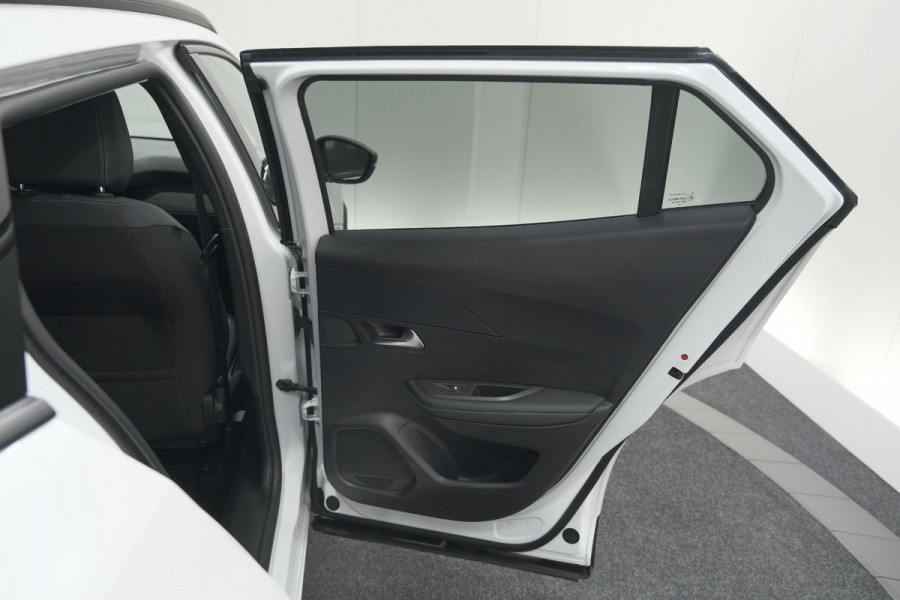 Peugeot 2008 PureTech 102 Allure Pack | Allseason Banden | Parkeersensoren | Apple Carplay