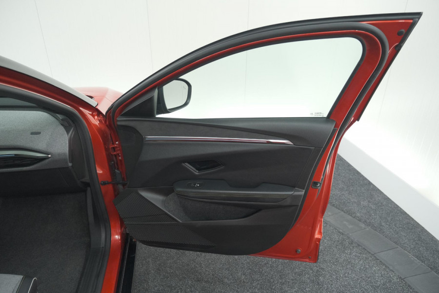 Renault Mégane E-Tech EV40 Boost Charge Techno | Pack Winter | Camera | Adaptieve Cruise Control | Dodehoekdetectie