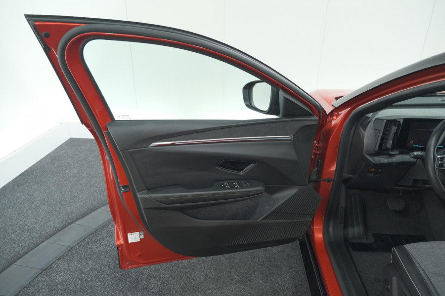 Renault Mégane E-Tech EV40 Boost Charge Techno | Pack Winter | Camera | Adaptieve Cruise Control | Dodehoekdetectie