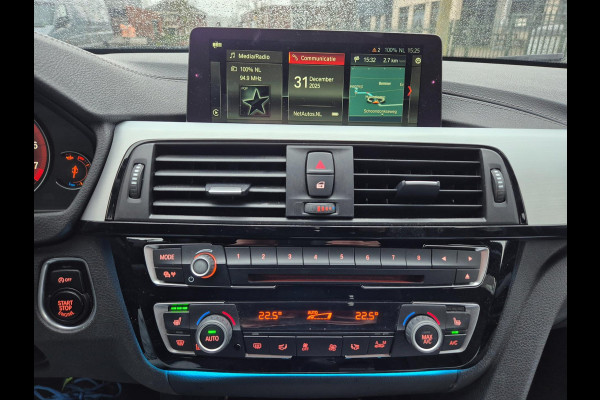 BMW 3 Serie Touring 320i M Sport Edition Apple CarPlay dig.cluster Camera Breedset M velgen NAP Rijklaar 320i M Sport Edition