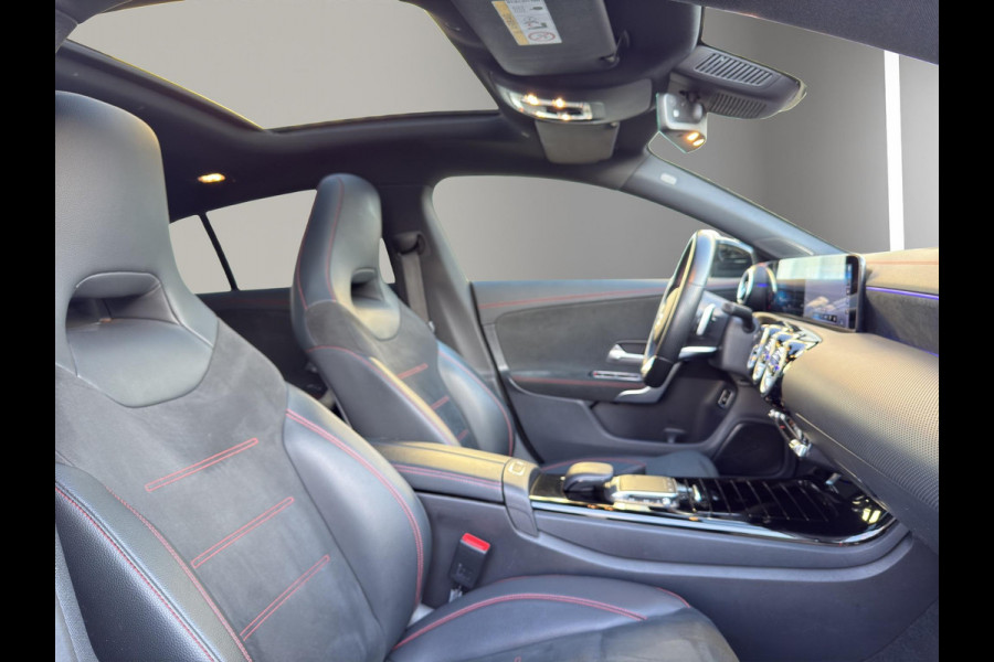 Mercedes-Benz CLA-Klasse Shooting Brake 250 e Business Solution AMG Panoramadak | Sfeer | Camera | Stoelverw | 19"| Geheugen stoelen |