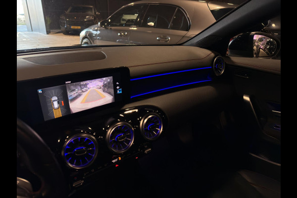 Mercedes-Benz CLA-Klasse Shooting Brake 250 e Business Solution AMG Panoramadak | Sfeer | Camera | Stoelverw | 19"| Geheugen stoelen |