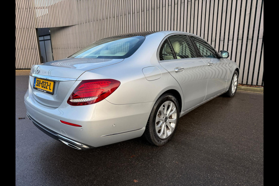 Mercedes-Benz E-Klasse 250 / Pano / Burmester / Sfeer