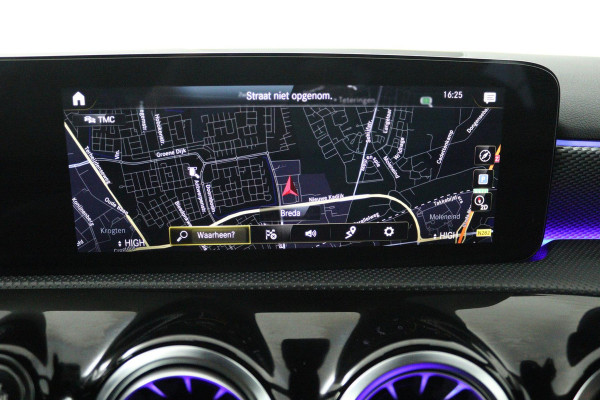 Mercedes-Benz A-Klasse 180 Business Solution Luxury (SFEERVERLICHTING, STOELVERWARMING, 1e EIGENAAR, ACHTERUITRIJCAMERA)
