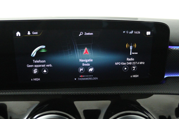 Mercedes-Benz A-Klasse 180 Business Solution Luxury (SFEERVERLICHTING, STOELVERWARMING, 1e EIGENAAR, ACHTERUITRIJCAMERA)