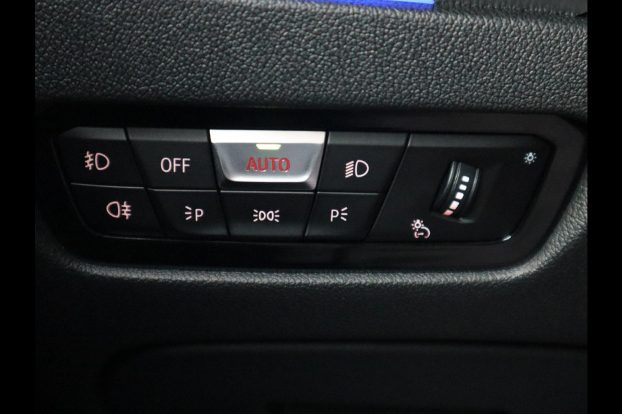 BMW 4 Serie Coupé 430i High Executive M Sport / Automaat / Laser LED / Sportstoelen / 19 Inch / HarmanKardon / Head Up Display /