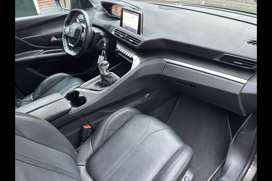 Peugeot 3008 1.2 130pk Leder, Navi, Carplay, Camera, Stoelverw.