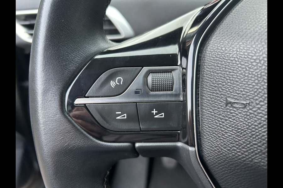 Peugeot 3008 1.2 130pk Leder, Navi, Carplay, Camera, Stoelverw.