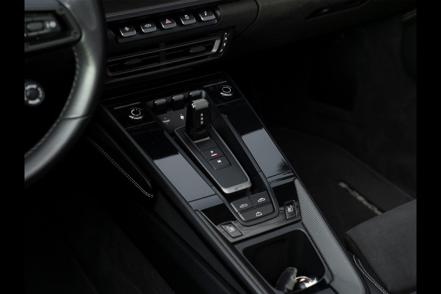 Porsche 911 Cabrio 3.0 Carrera GTS | SportDesign | Bose | Adapt. cruise | Centerlock | Adaptieve Sportstoelen