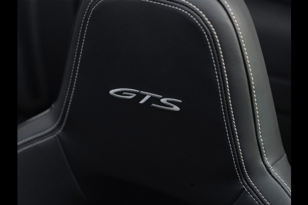 Porsche 911 Cabrio 3.0 Carrera GTS | SportDesign | Bose | Adapt. cruise | Centerlock | Adaptieve Sportstoelen