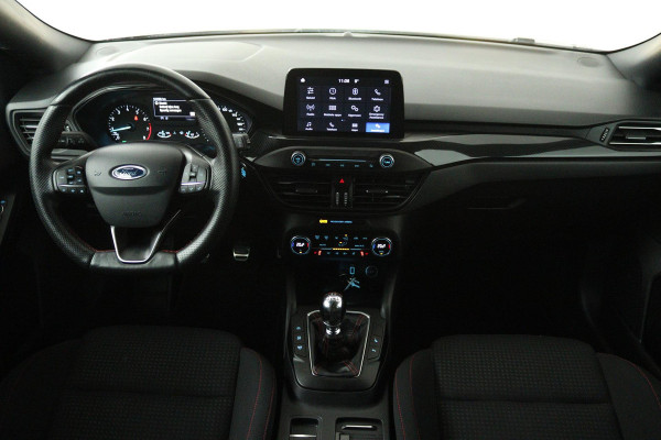 Ford FOCUS Wagon 1.0 EcoBoost ST Line Business (CAMERA, CLIMA, STUUR-/STOELVERWARMING, TREKHAAK AFNEEMBAAR, 1e EIGENAAR)