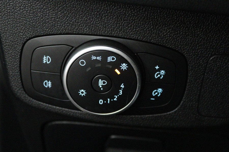 Ford FOCUS Wagon 1.0 EcoBoost ST Line Business (CAMERA, CLIMA, STUUR-/STOELVERWARMING, TREKHAAK AFNEEMBAAR, 1e EIGENAAR)