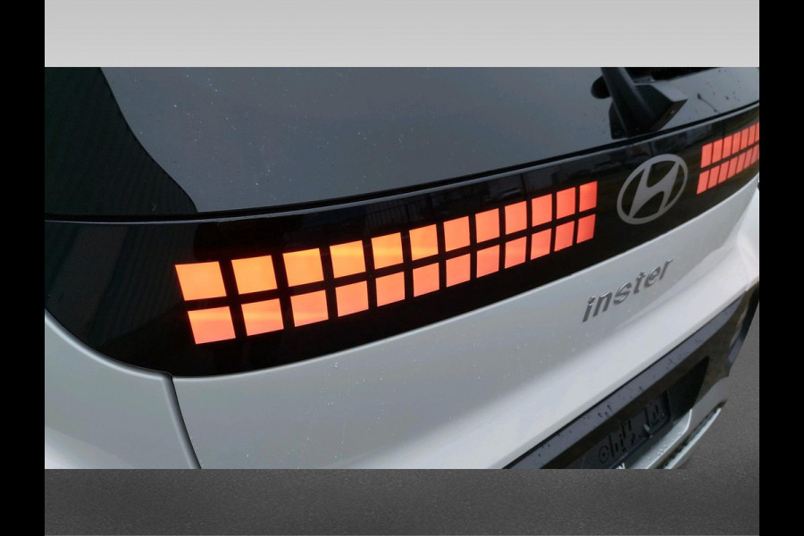 Hyundai Inster Evolve 49 kWh VAN: €29.615 VOOR: €25.615