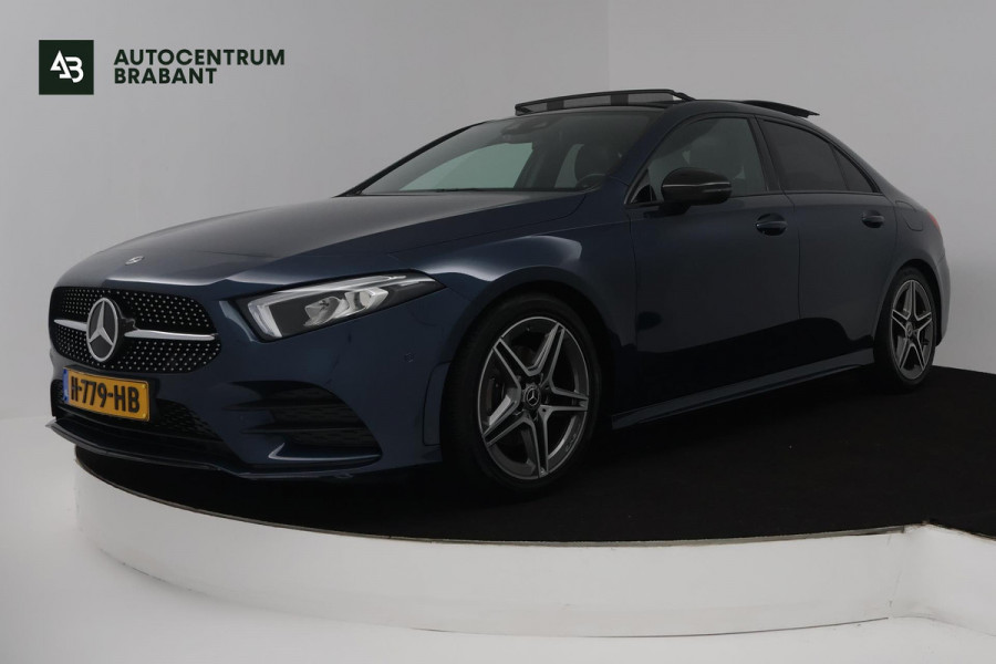 Mercedes-Benz A-Klasse 180 Premium Plus (PANORAMADAK, STOELVERWARMING, SFEERVERLICHTING, CLIMA, CAMERA)