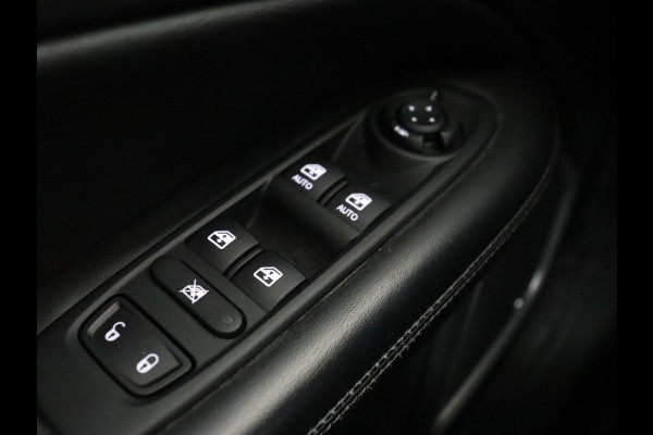 Jeep Compass 4xe 240 Plug-in Hybrid Electric S | Panoramadak | Leder | Stoelverwarming | Carplay | Camera | Navigatie | Keyless