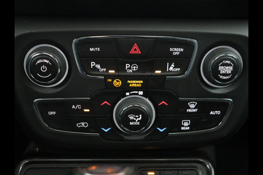 Jeep Compass 4xe 240 Plug-in Hybrid Electric S | Panoramadak | Leder | Stoelverwarming | Carplay | Camera | Navigatie | Keyless