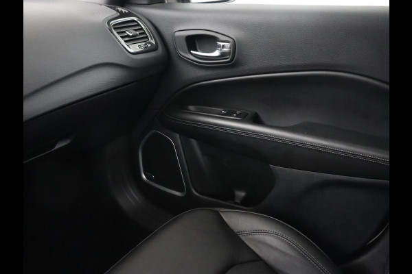 Jeep Compass 4xe 240 Plug-in Hybrid Electric S | Panoramadak | Leder | Stoelverwarming | Carplay | Camera | Navigatie | Keyless