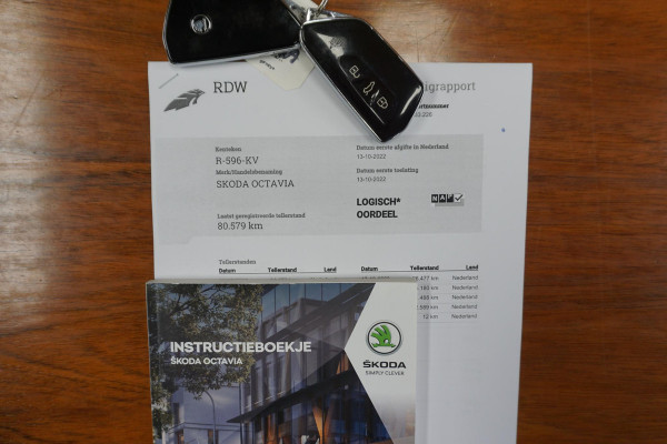 Škoda Octavia 1.0 TSI Business Edition Plus/Trekhaak/Leer/ 100%-Dealeronderhouden.