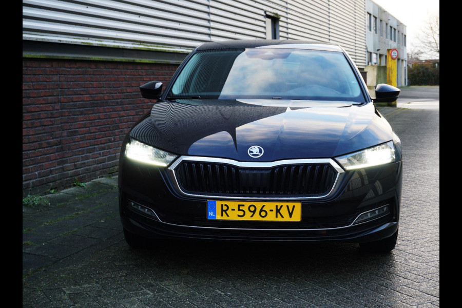 Škoda Octavia 1.0 TSI Business Edition Plus/Trekhaak/Leer/ 100%-Dealeronderhouden.