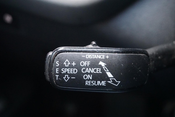 Škoda Octavia 1.0 TSI Business Edition Plus/Trekhaak/Leer/ 100%-Dealeronderhouden.