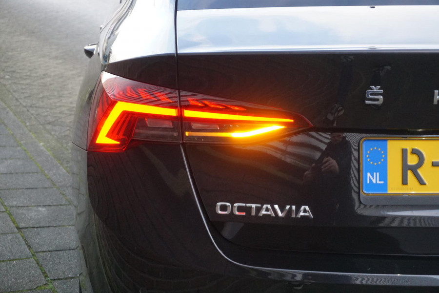 Škoda Octavia 1.0 TSI Business Edition Plus/Trekhaak/Leer/ 100%-Dealeronderhouden.