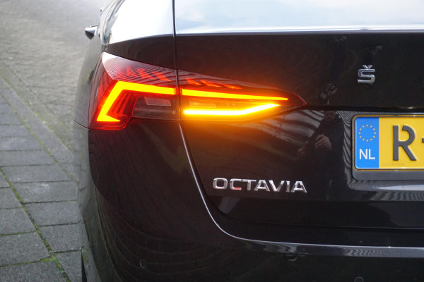 Škoda Octavia 1.0 TSI Business Edition Plus/Trekhaak/Leer/ 100%-Dealeronderhouden.