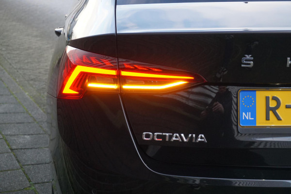 Škoda Octavia 1.0 TSI Business Edition Plus/Trekhaak/Leer/ 100%-Dealeronderhouden.