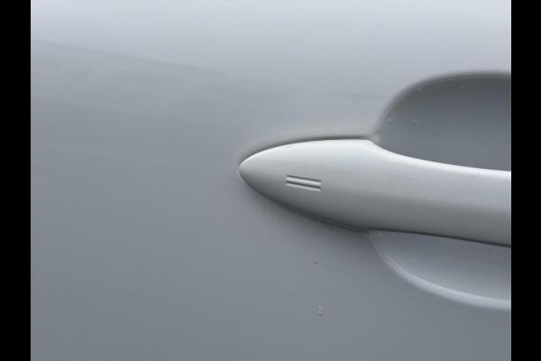 Toyota Corolla Cross 2.0 Hybrid AWD Style | Trekhaak, Panoramadak, Dodehoekherkenning, 18 inch, Parkeersensoren, Stoel + Stuurverwarming, 4X4