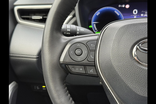 Toyota Corolla Cross 2.0 Hybrid AWD Style | Trekhaak, Panoramadak, Dodehoekherkenning, 18 inch, Parkeersensoren, Stoel + Stuurverwarming, 4X4
