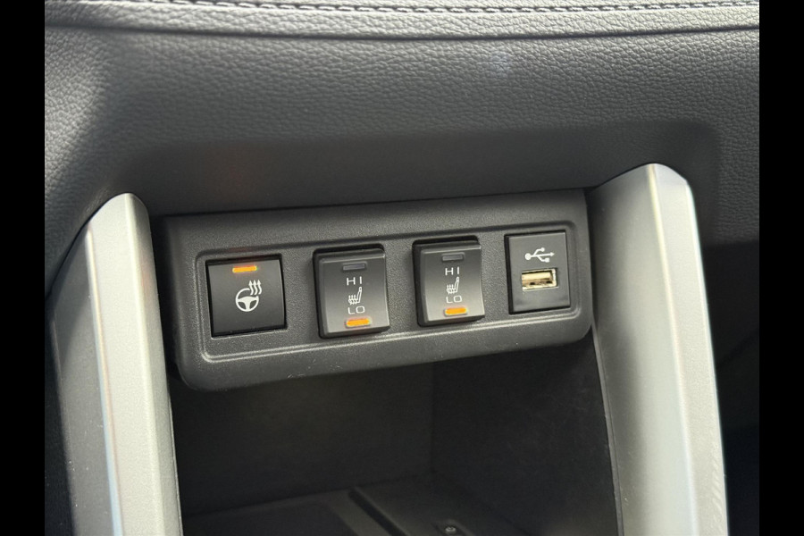 Toyota Corolla Cross 2.0 Hybrid AWD Style | Trekhaak, Panoramadak, Dodehoekherkenning, 18 inch, Parkeersensoren, Stoel + Stuurverwarming, 4X4