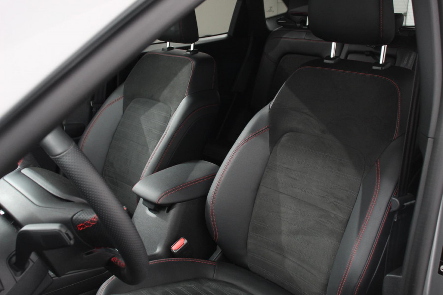 Ford Kuga 2.5 PHEV 225pk ST-Line X | Navigatie | Apple Carplay/Android Auto | Parkeersensoren | Camera | Adaptive Cruise Control | Blind Spot Assist | Elektrische achterklep | Stoel-en stuurverwarming | Park Assist | LED-koplampen | Elektrische bestuurdersstoel