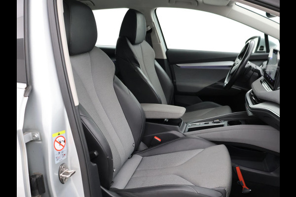 Škoda ENYAQ iV 80 + CAMERA | ADAPTIVE CRUISE | SFEERVERLICHTING | CARPLAY | STUURVERW.