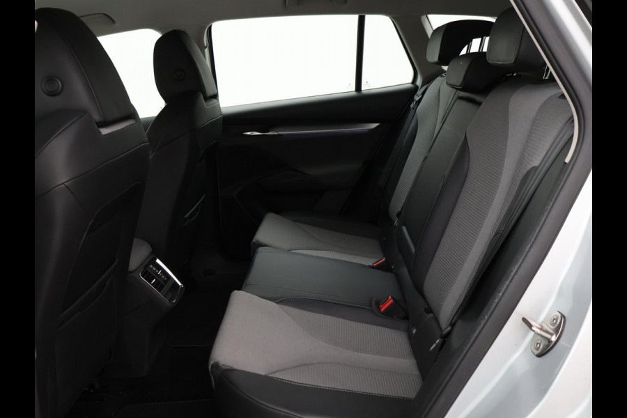 Škoda ENYAQ iV 80 + CAMERA | ADAPTIVE CRUISE | SFEERVERLICHTING | CARPLAY | STUURVERW.