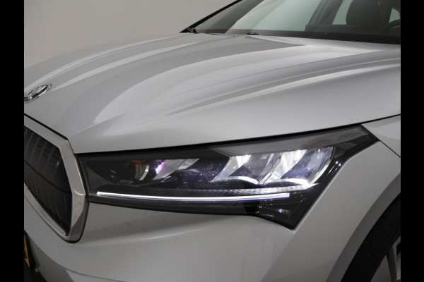 Škoda ENYAQ iV 80 + CAMERA | ADAPTIVE CRUISE | SFEERVERLICHTING | CARPLAY | STUURVERW.