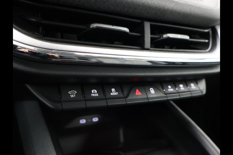 Škoda ENYAQ iV 80 + CAMERA | ADAPTIVE CRUISE | SFEERVERLICHTING | CARPLAY | STUURVERW.