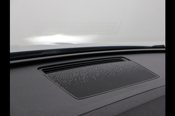 Škoda ENYAQ iV 80 + CAMERA | ADAPTIVE CRUISE | SFEERVERLICHTING | CARPLAY | STUURVERW.