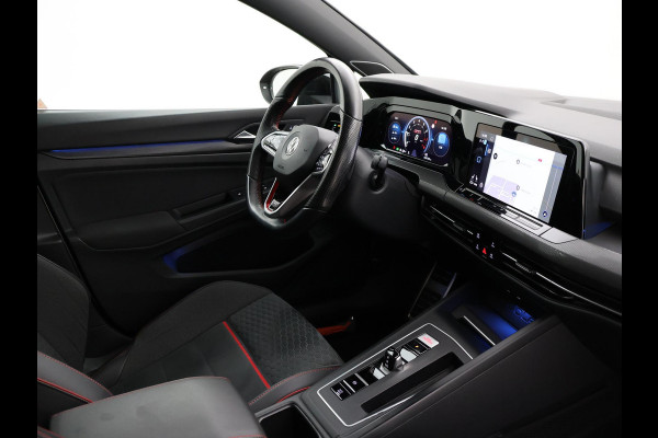 Volkswagen Golf 8 2.0 TSI GTI CLUBSPORT 300 PK MILLTEK | PANORAMA | HARMAN/KARDON | SFEERVERL. | CAMERA